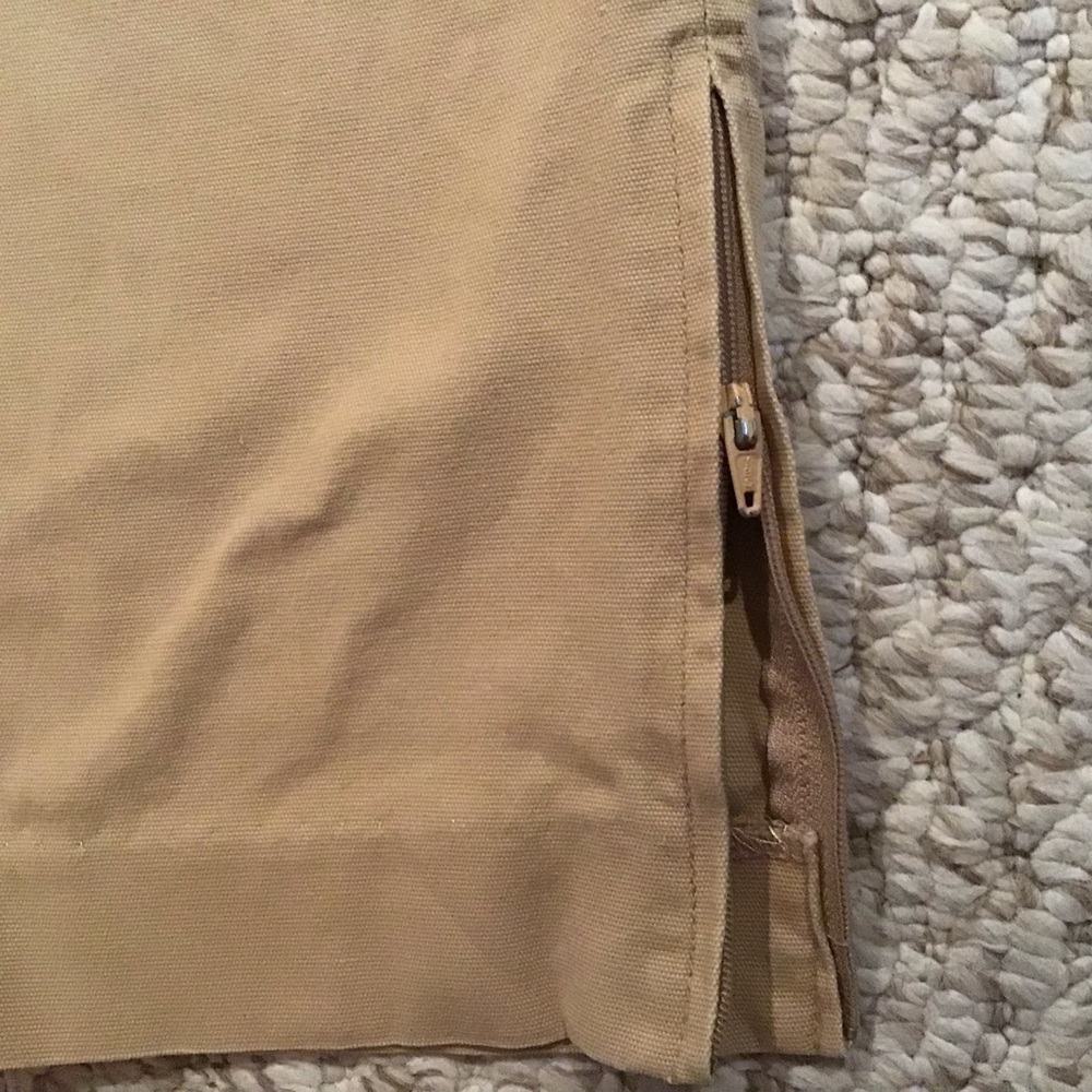 🚨5/$25 New York & Company Beige Cropped Ankle Pants - Picture 4 of 5